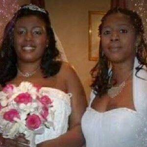 Meet your Posher, Adrienne